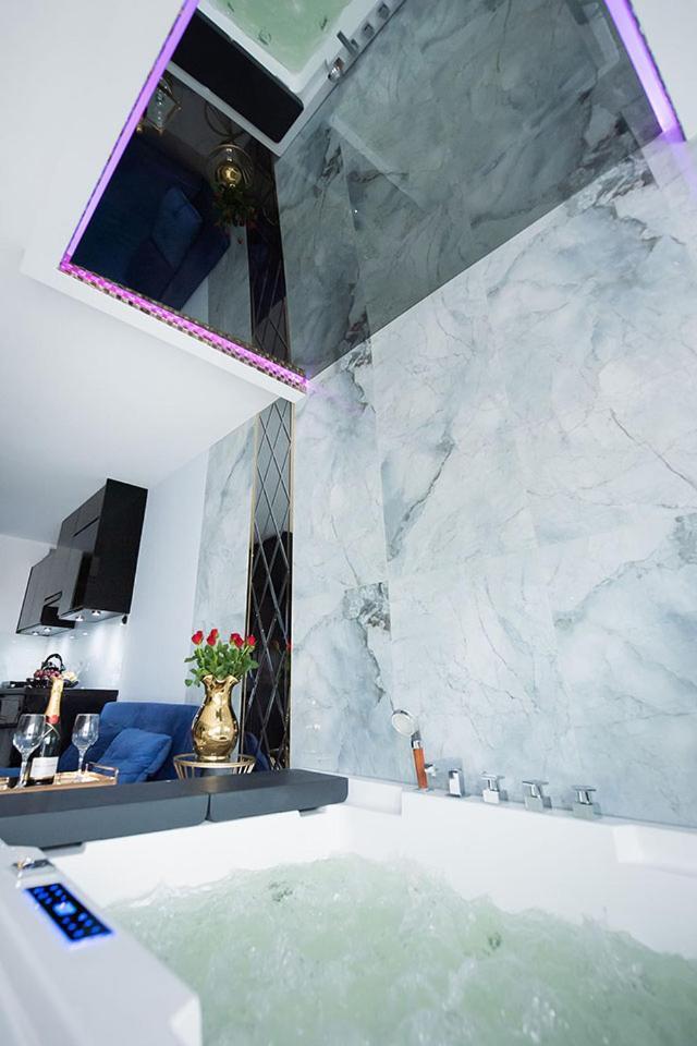 Apartament Jacuzzi Gdynia Buitenkant foto